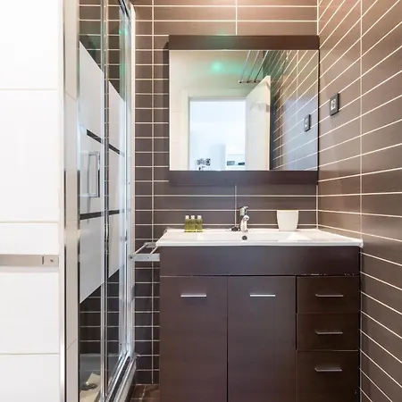 Bright Modern -1Bedroom 1Bath -Cuatro Caminos Madrid Buitenkant foto
